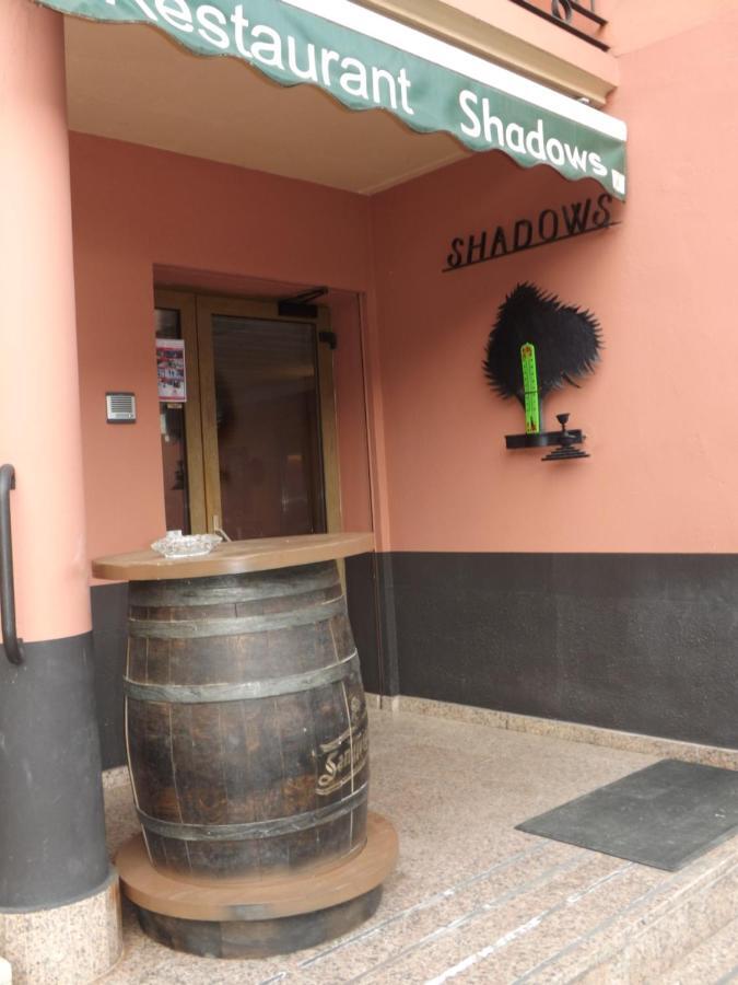 Hotel Shadows Bosost  Exterior foto